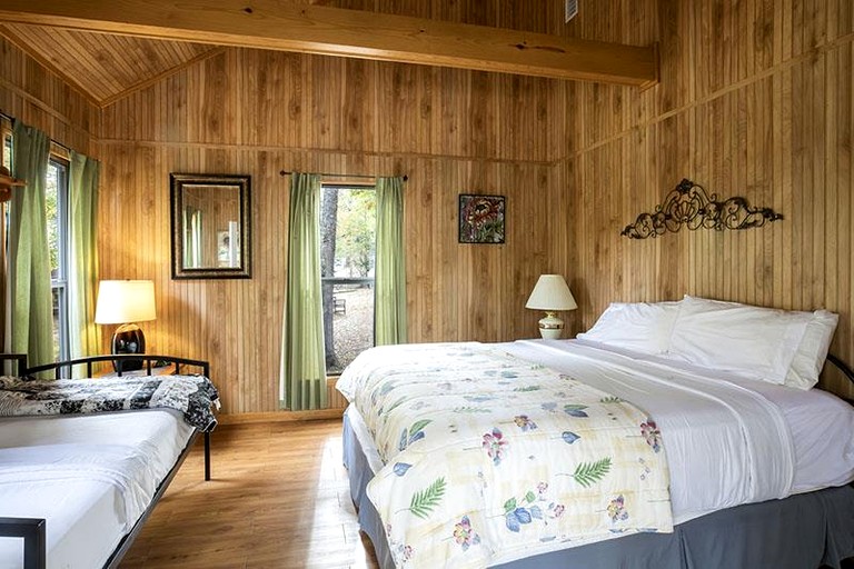 Cabins (United States of America, Zwolle, Louisiana)