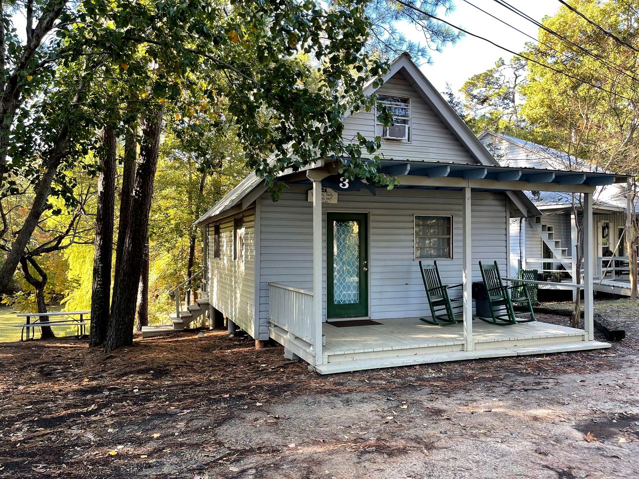 Cozy Loft Cabin with Private Pond Views Near Zwolle, Louisiana