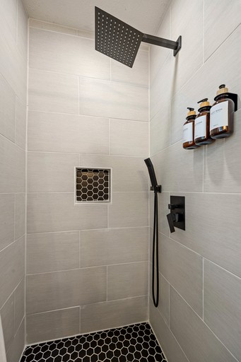 Cabins (United States of America, --, Oklahoma)