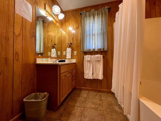 Cabins (United States of America, Zwolle, Louisiana)