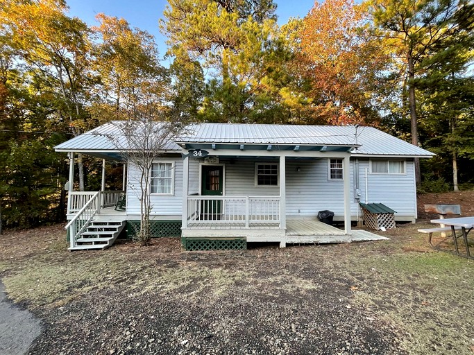 Cabins (United States of America, Zwolle, Louisiana)
