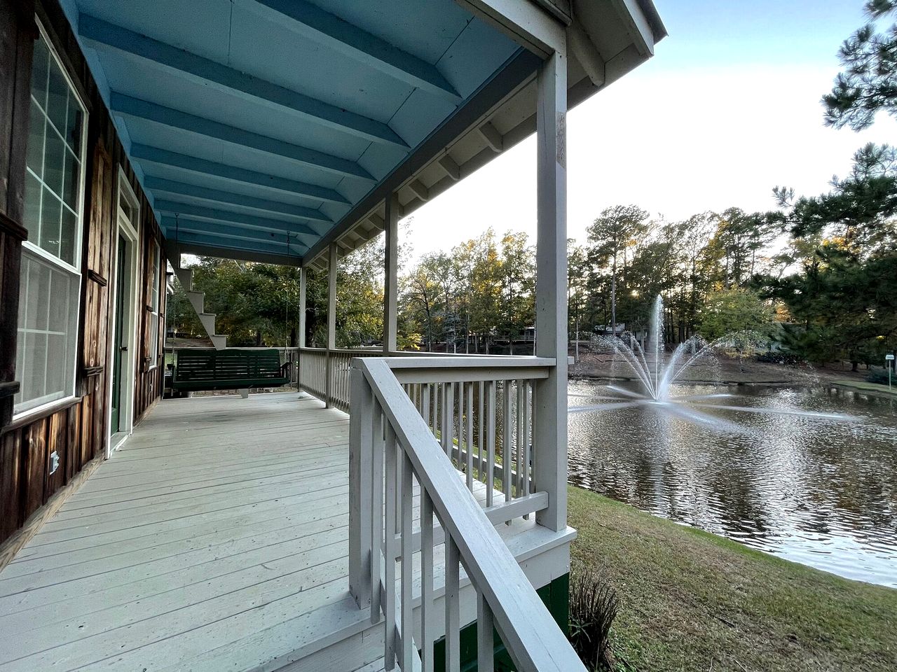Charming Family Cabin with Private Pond and Fire Pit near Zwolle, Louisiana