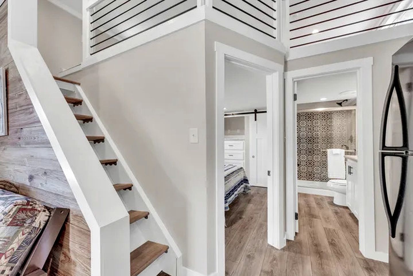 Rustic Cabin Retreat with Loft, Fire Pit & Community Pool in Branson, Missouri