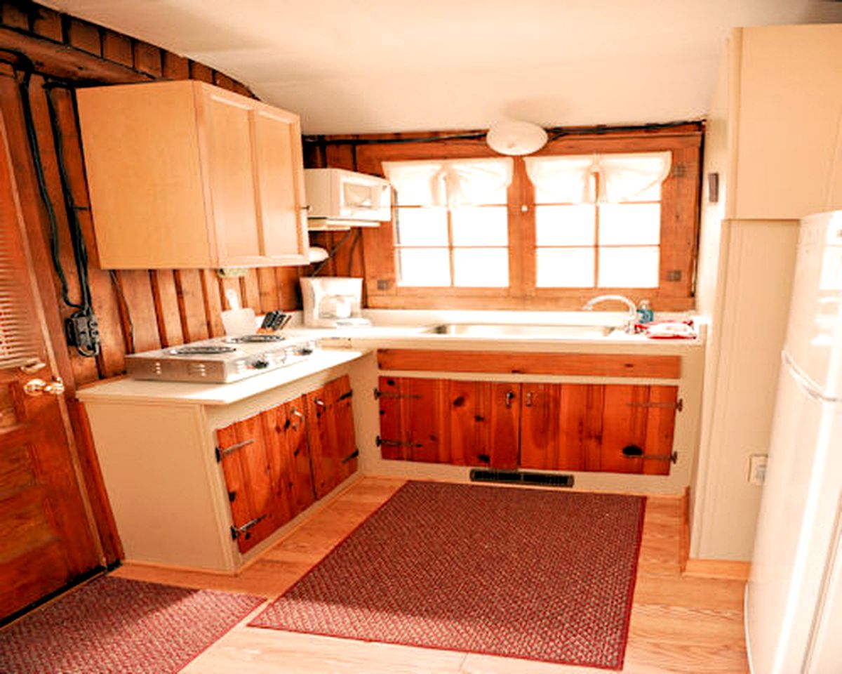 Amazing Cabin Rental for a Peaceful Lake Vacation in Northern Michigan