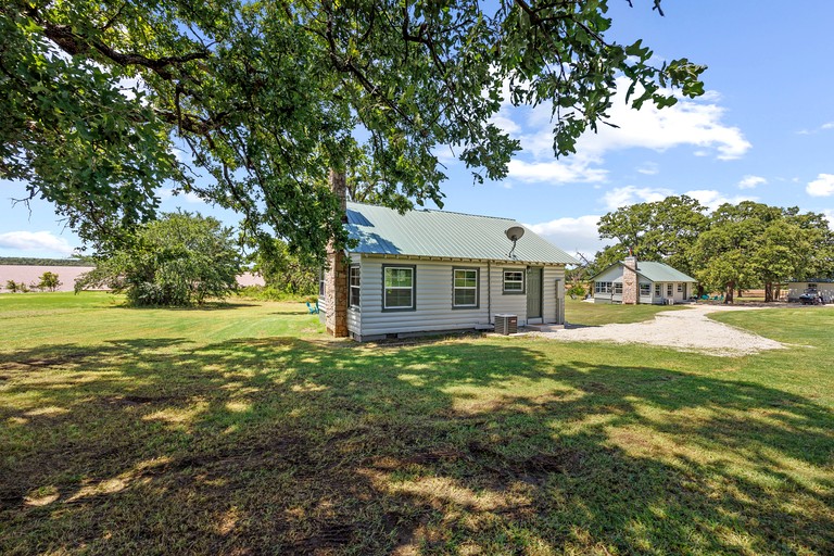 Cabins (United States of America, Madill, Oklahoma)