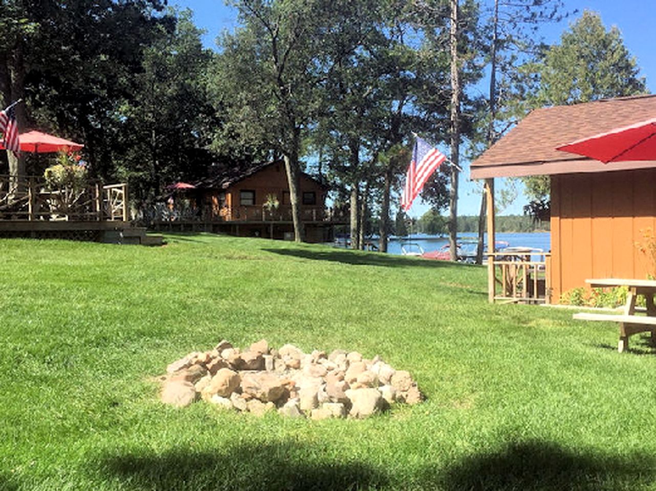Charming Lake Cabin Rental for the Perfect Summer Vacation in North Michigan