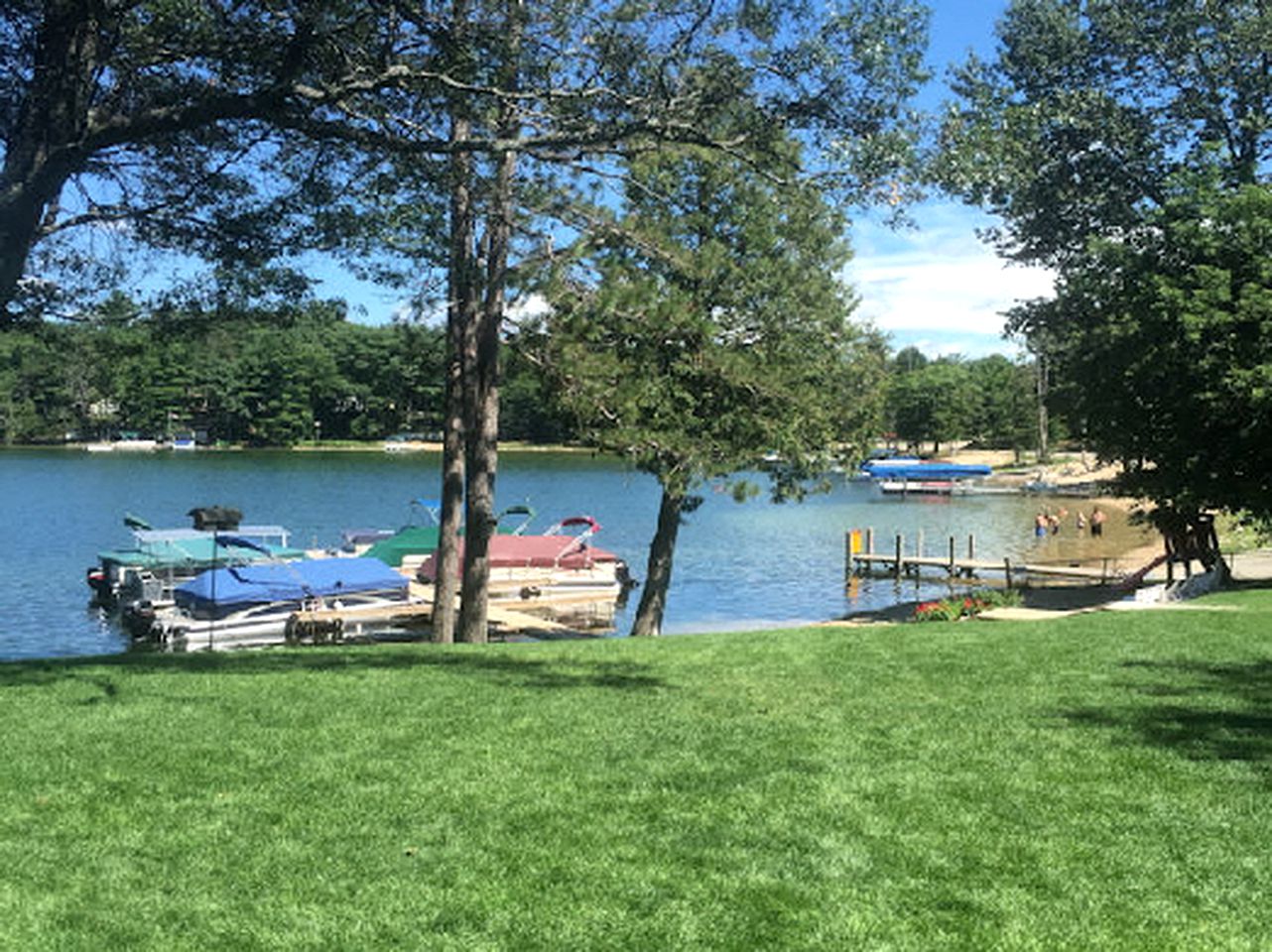 Charming Lake Cabin Rental for the Perfect Summer Vacation in North Michigan