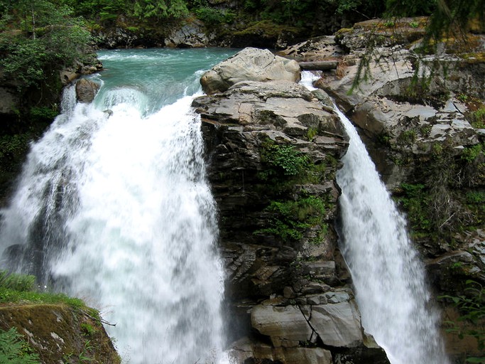 Cabins (Glacier, Washington, United States)