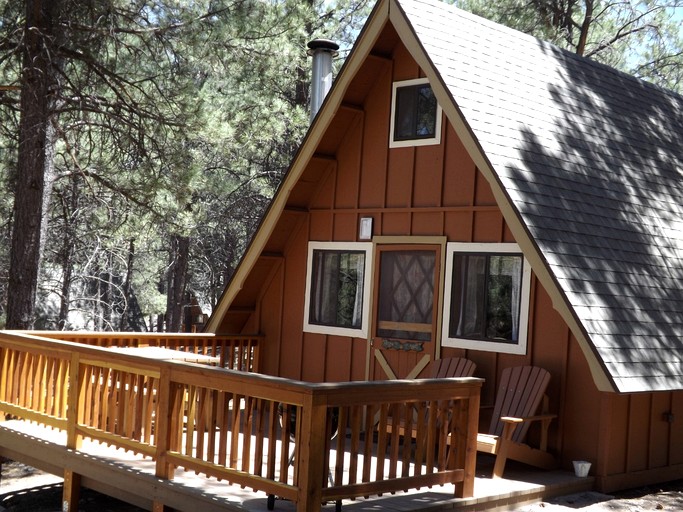 Charming Equipped Cabin Suitable for Four in Arizona