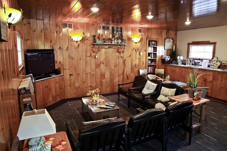 Cabins (United States of America, Carp Lake, Michigan)