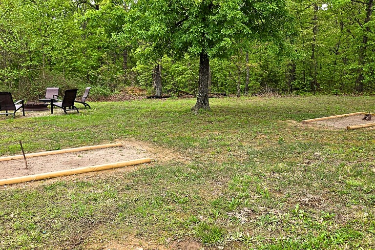 Cabins (United States of America, Lebanon, Missouri)