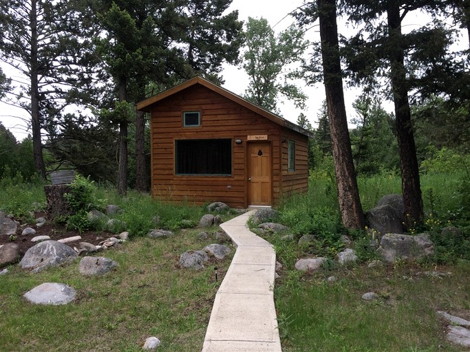 Cabins (United States of America, Hall, Montana)