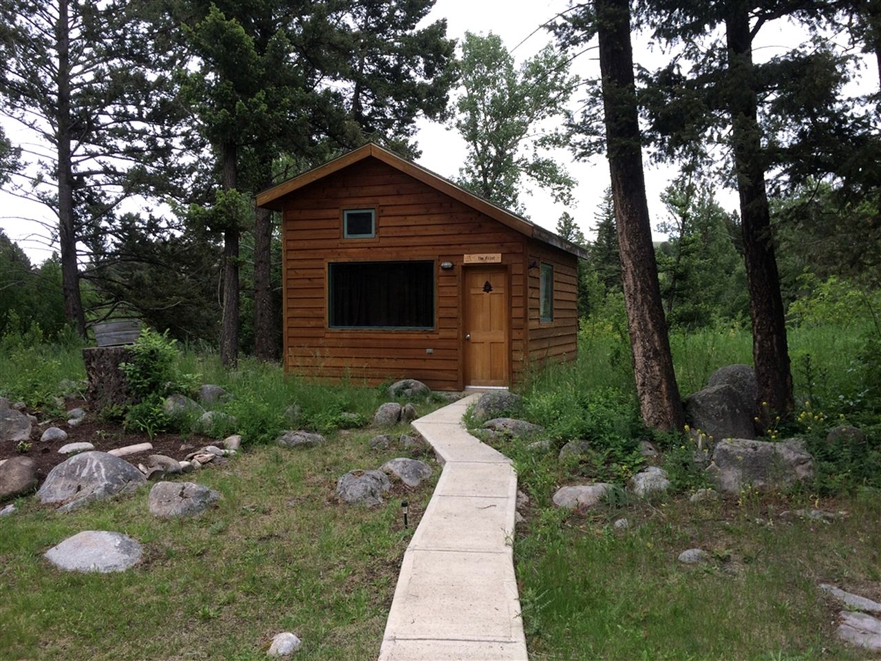 Cabins (United States of America, Hall, Montana)