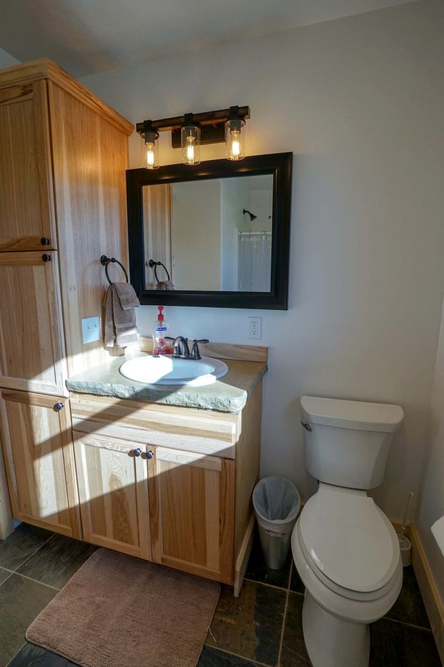 Secluded Cabin Rental with Gorgeous Views near Ennis, Montana