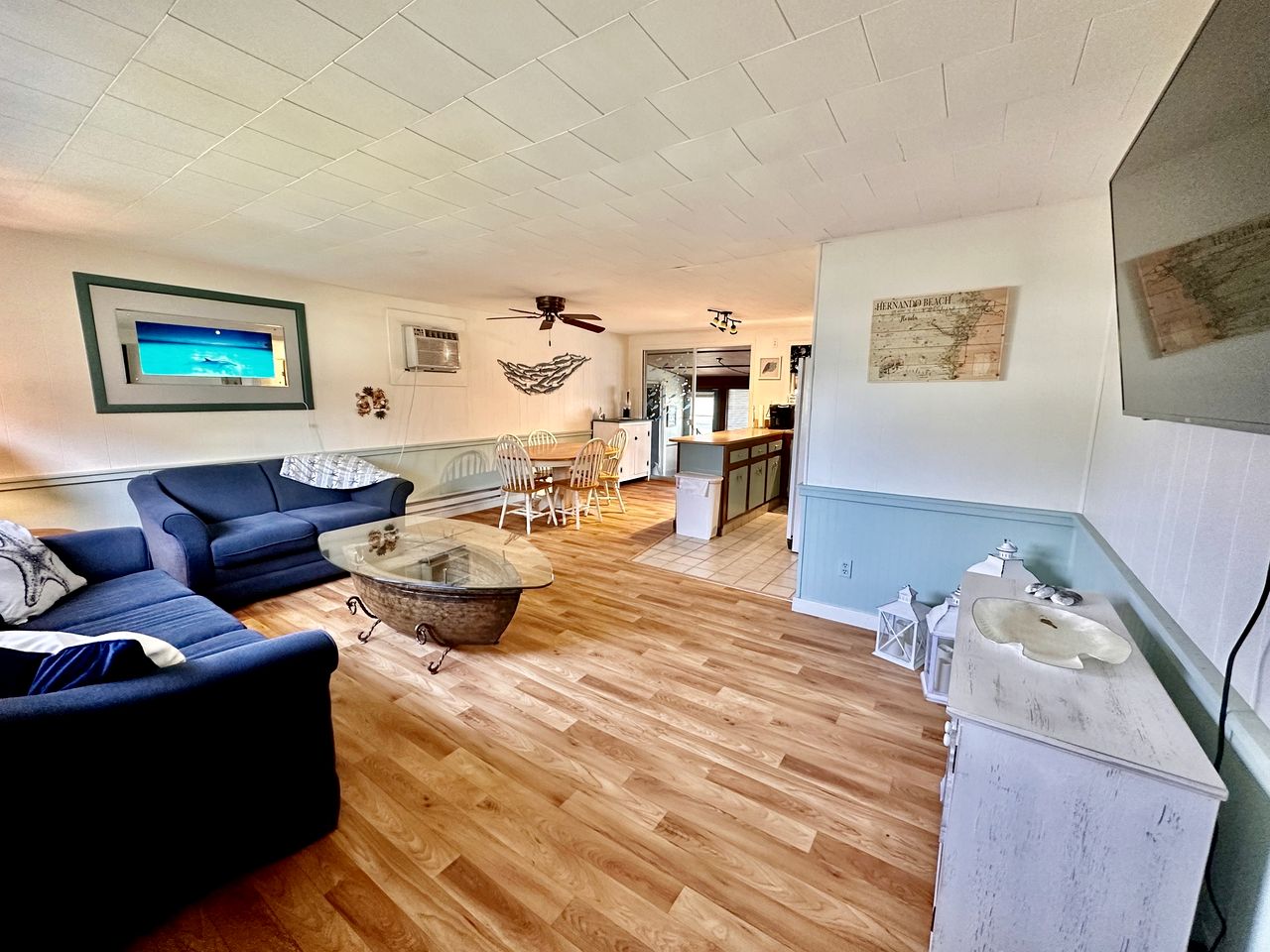 Incredible Cottage with Fantastic Sights in Weeki Wachee, Florida