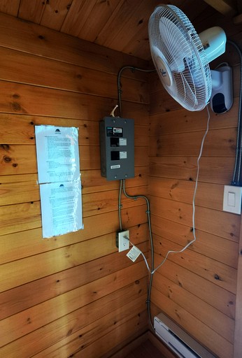 Cabins (Canada, Nanaimo, British Columbia)