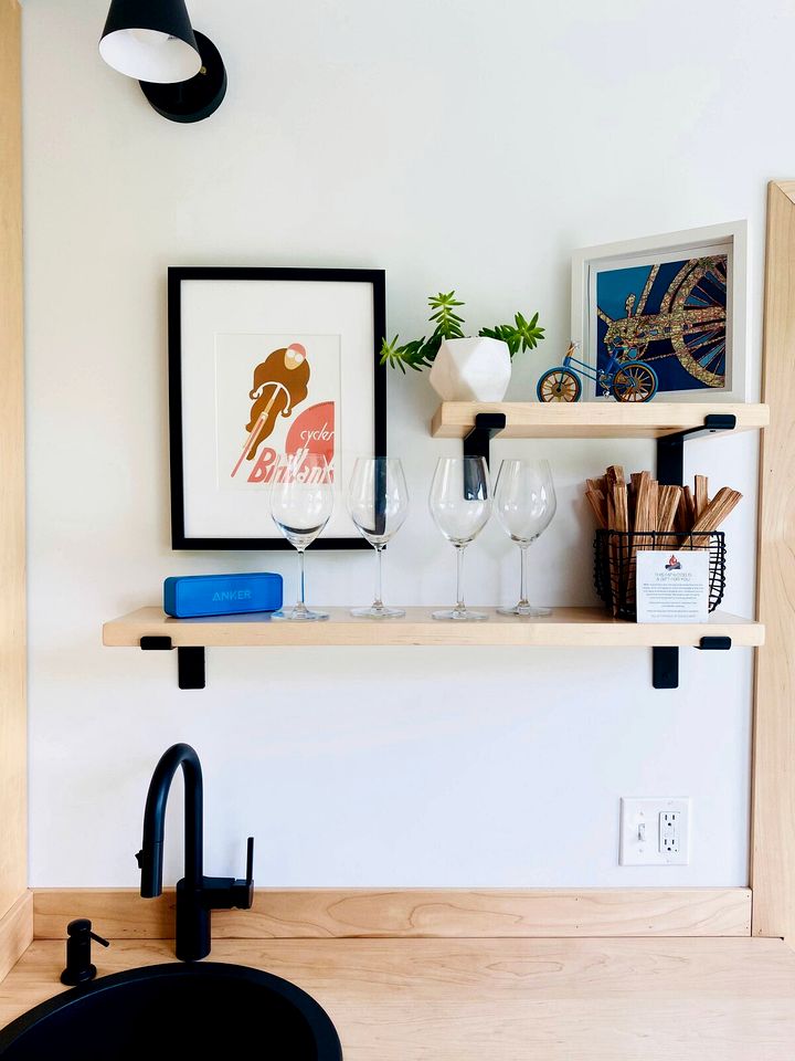 Stylish Quarry Cabin with Skylights, Paddle Boarding & Biking in Humboldt, Kansas