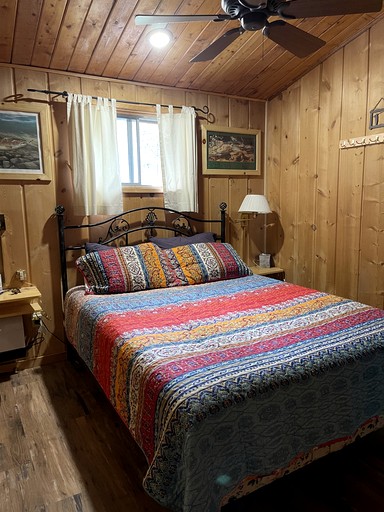 Cabins (United States of America, --, Idaho)