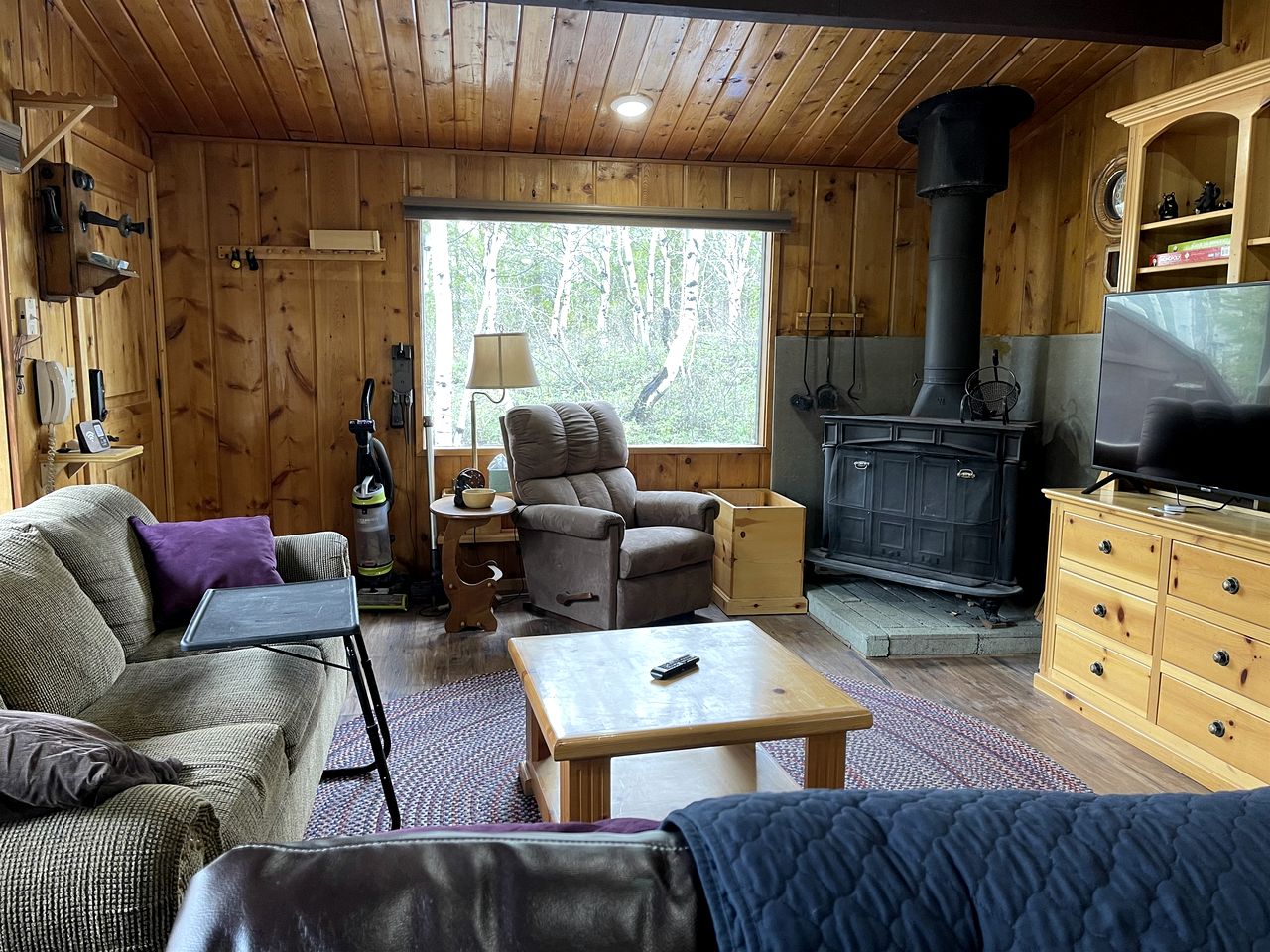 Cozy Secluded Cabin Surrounded by Trees near Yellowstone, Idaho
