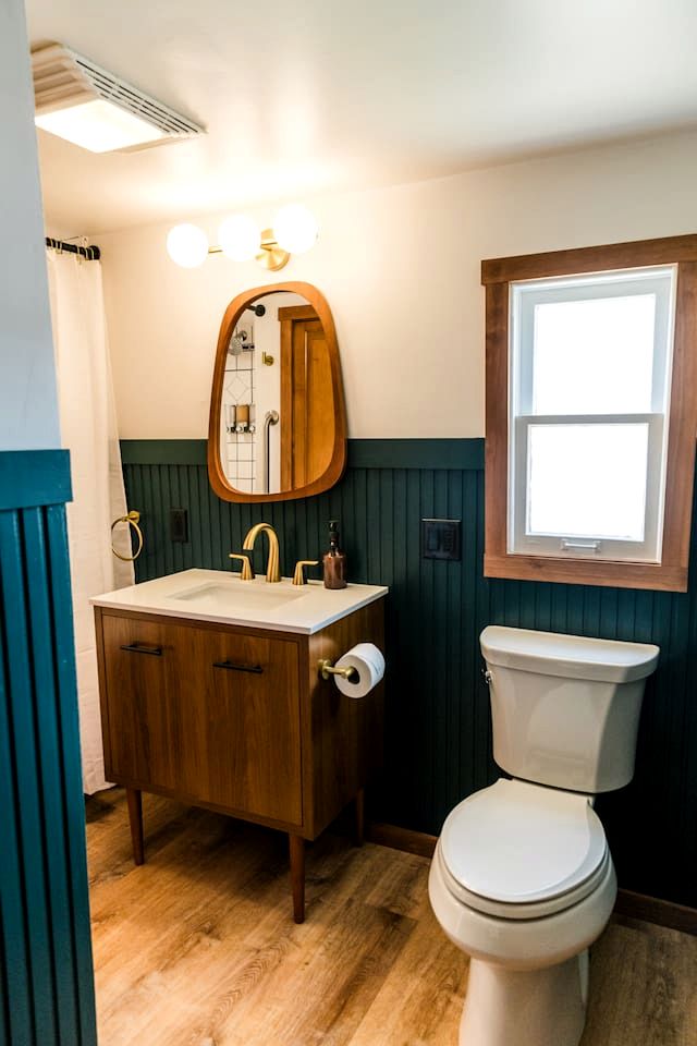 Cozy Cabin with Views of the Mississippi River near Dubuque, Iowa