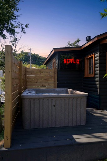 Cabins (United States of America, Bellevue, Iowa)