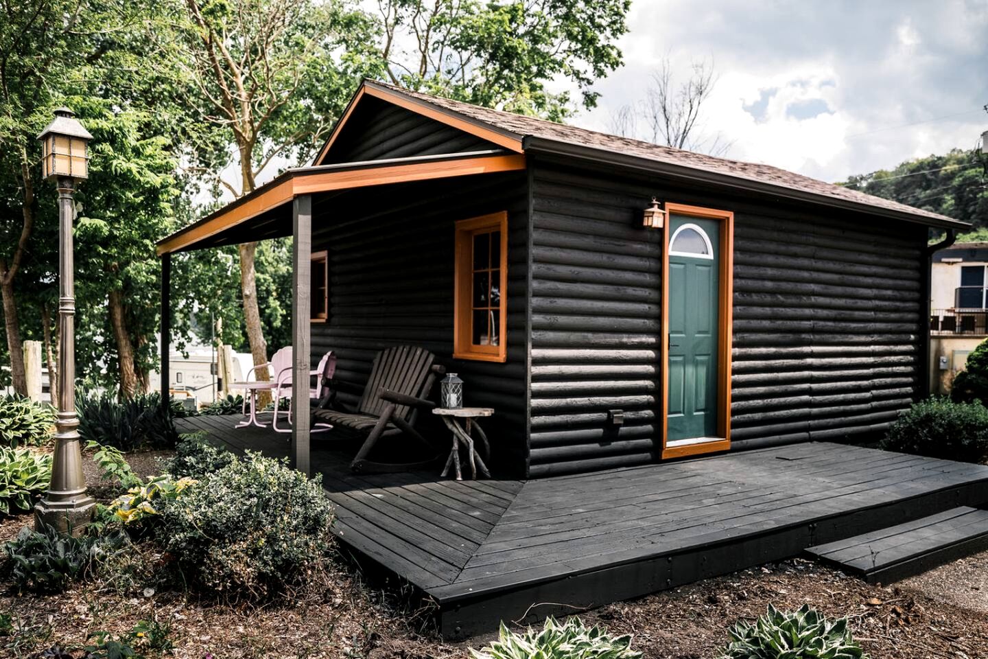 Cozy Cabin with Views of the Mississippi River near Dubuque, Iowa