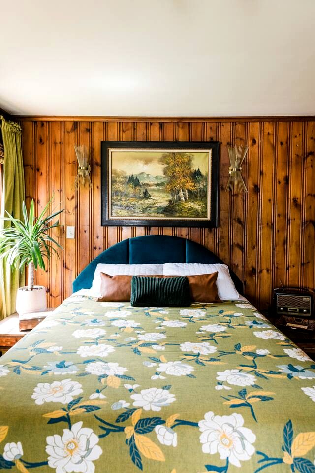 Cozy Cabin with Views of the Mississippi River near Dubuque, Iowa