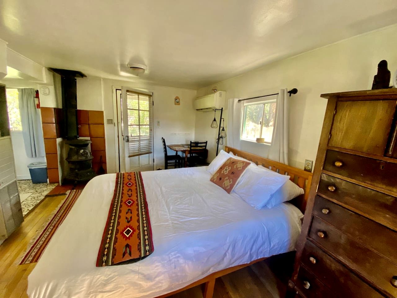 Petite Log Cabin on Organic Farm in New Mexico