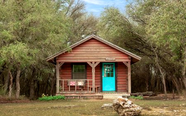 Cabins (United States of America, Bluff Dale, Texas)