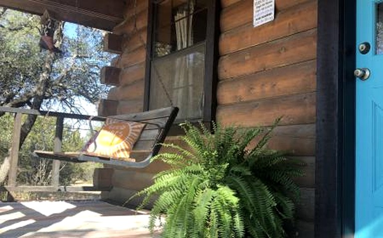 Cabins (United States of America, Bluff Dale, Texas)