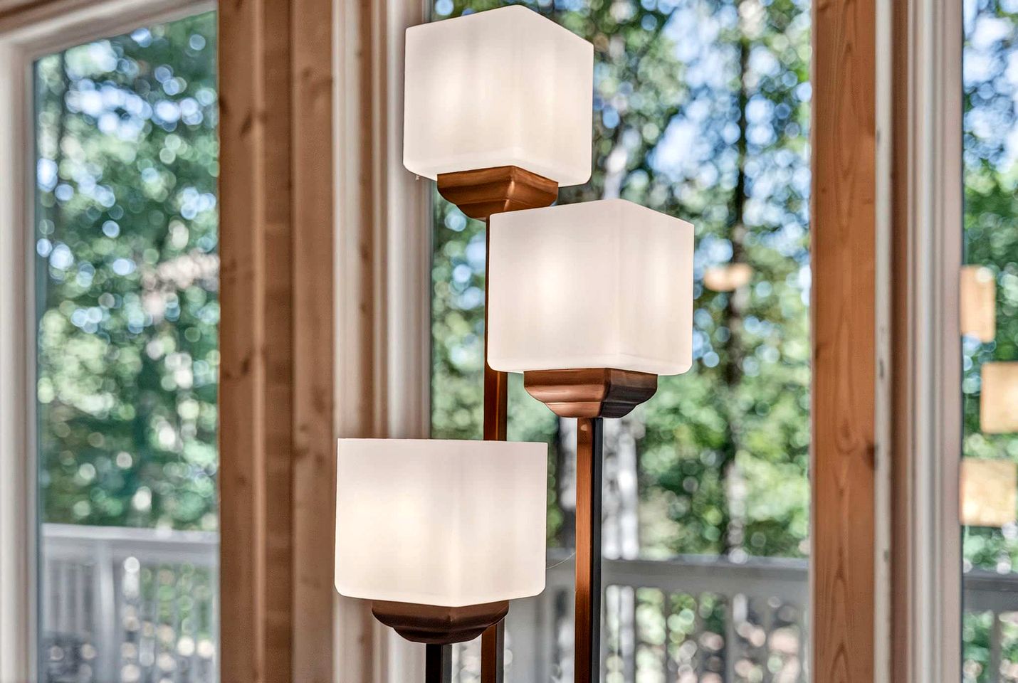 Charming Mountain Cabin with Hot Tub, Fire Pit & Resort Access Near Hedgesville, WV