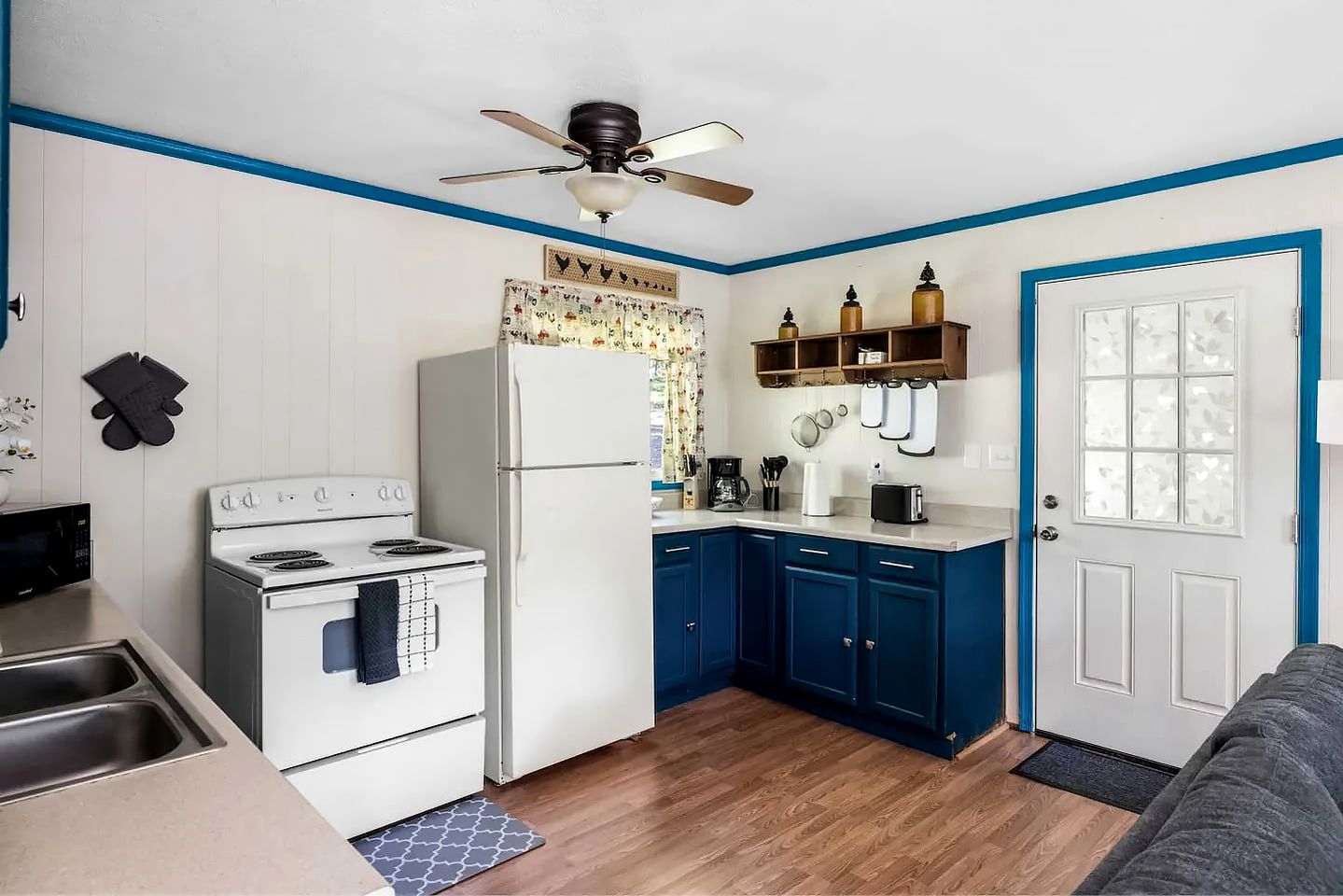 Secluded Pet Friendly Wooden Cabin in Mount Jackson, Virginia
