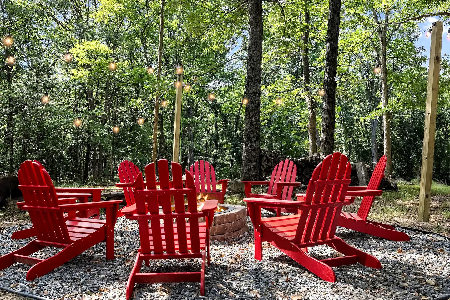 Secluded Pet Friendly Wooden Cabin in Mount Jackson, Virginia