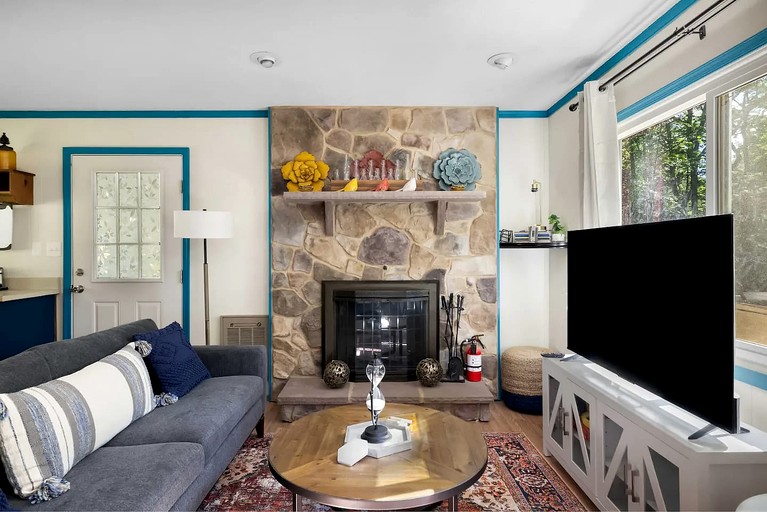 Cabin (United States of America, Mount Jackson, Virginia)