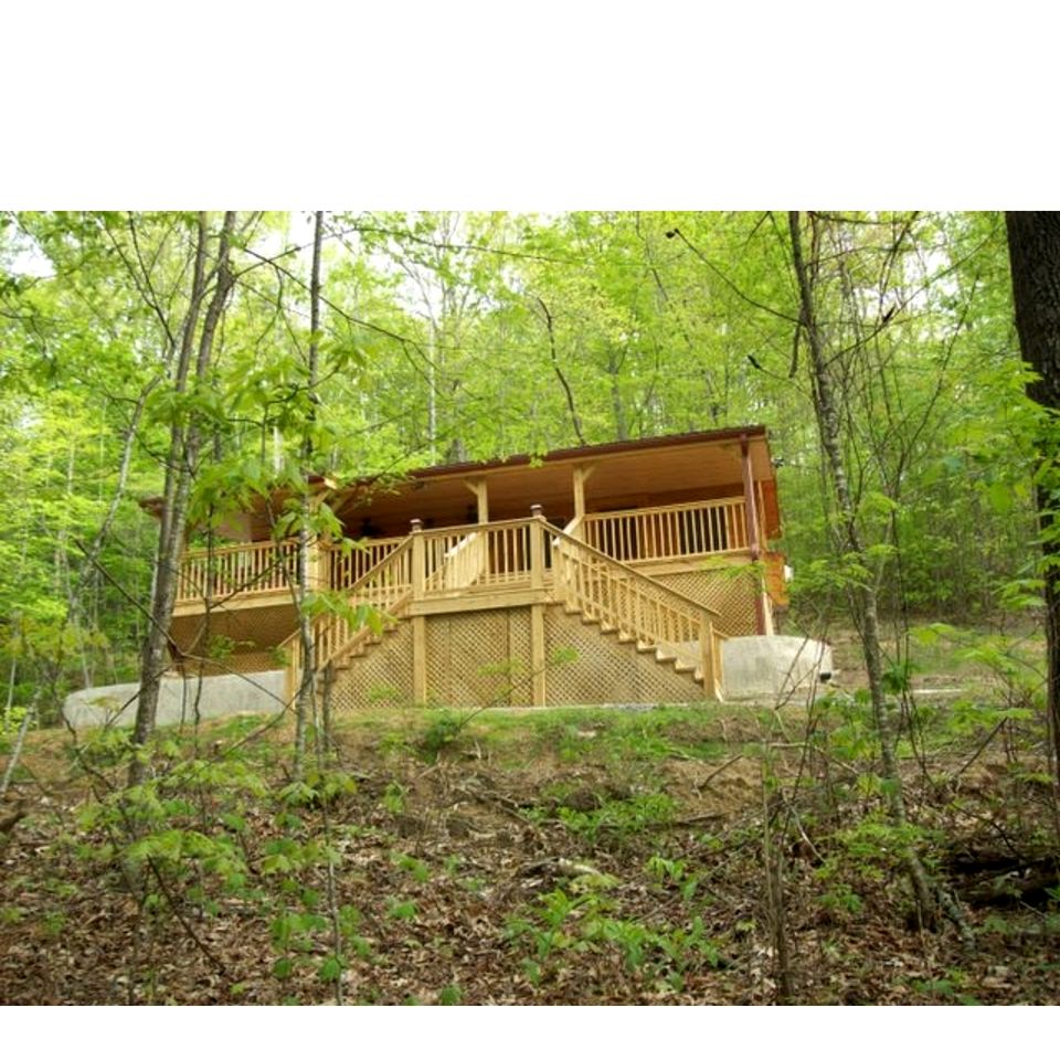 Peaceful Rural Retreat with Fireplace and Private Hot Tub on 20 Acres, near Historic Hendersonville and Asheville, NC