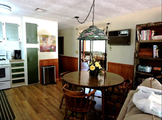 Lovely Vacation Cabin with Enchanting Forest Views in Tonto National Park, Arizona | Cabins (Pine, Arizona, United States of America)