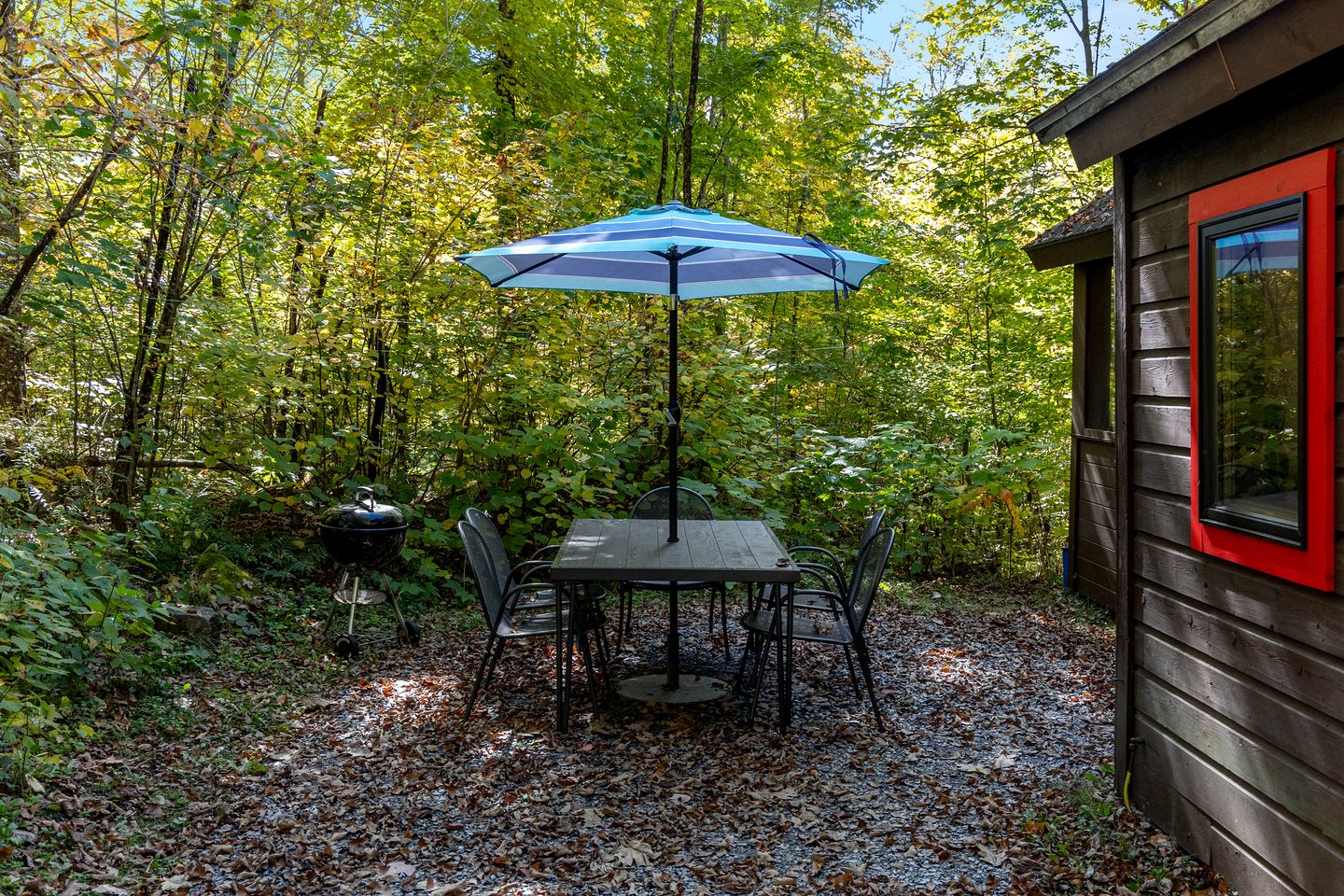 Charming Cabin in the Trees for a Getaway near Hanover, New Hampshire