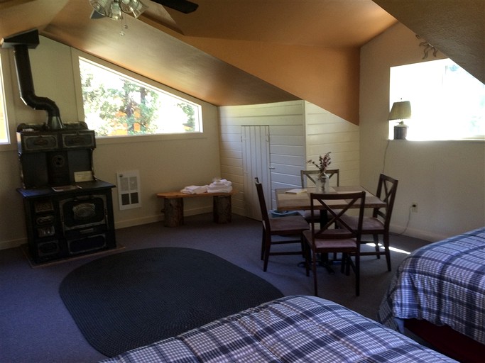 Cabins (United States of America, Hall, Montana)