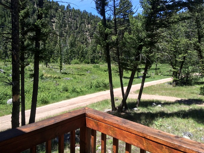 Cabins (United States of America, Hall, Montana)