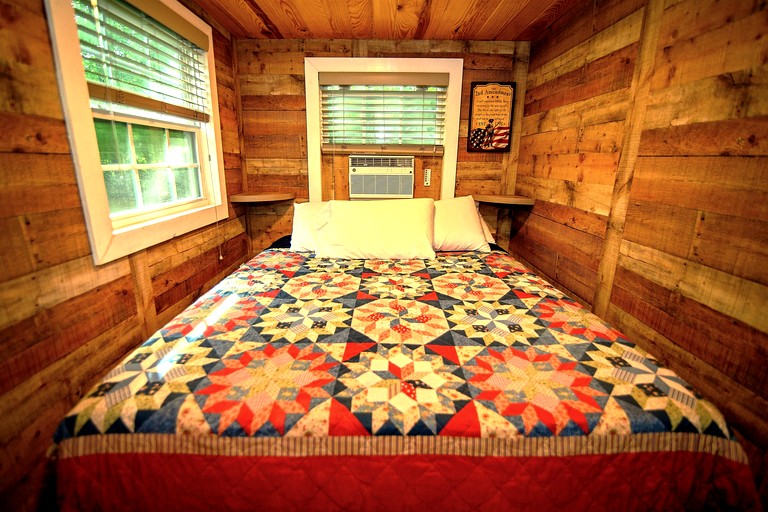 Cabins (United States of America, Murfreesboro, Arkansas)