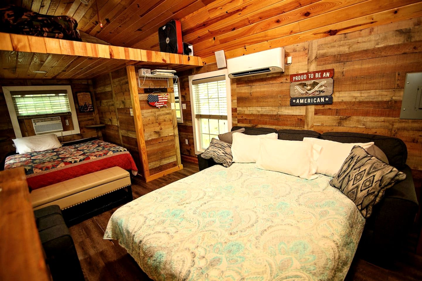 Lovely Cabin Accommodation for a Getaway near Lake Greeson in Murfreesboro, Arkansas