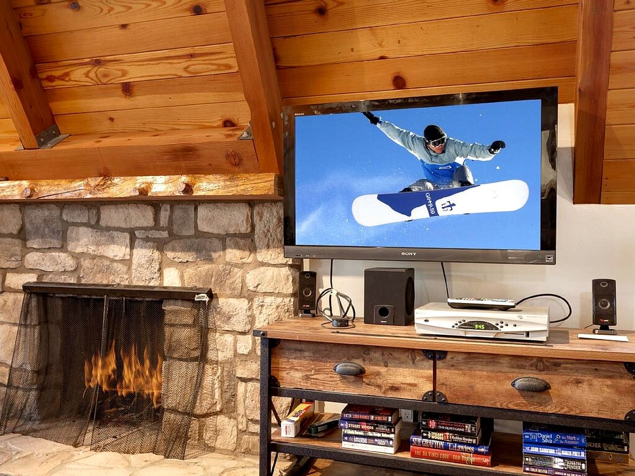 Family-Friendly Cabin Incredible for Outdoor Adventures in California