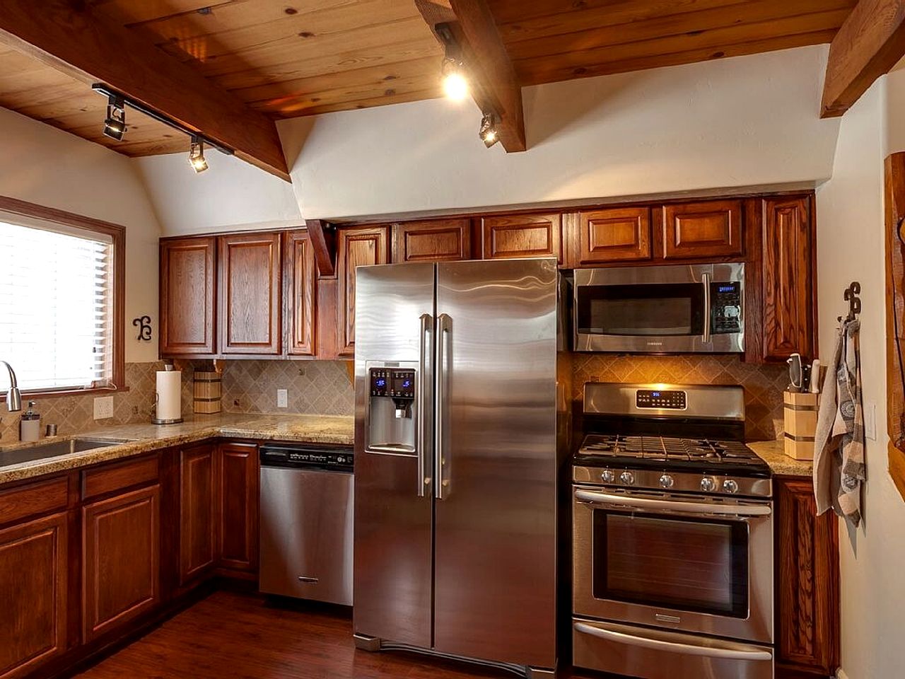 Family-Friendly Cabin Incredible for Outdoor Adventures in California