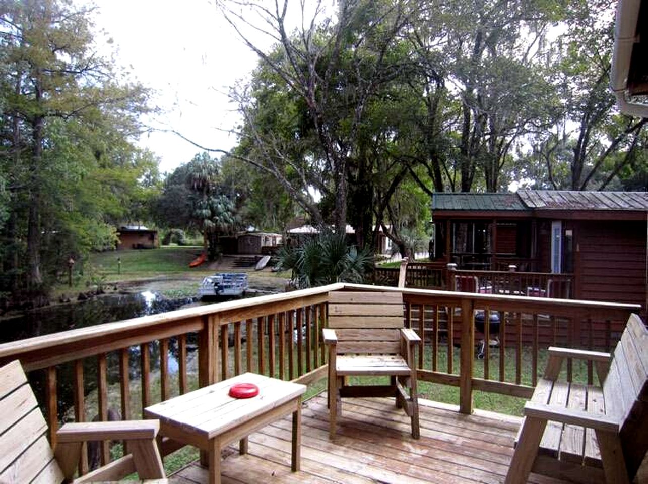 Four Person Cabin with Lofted Interior in Inverness, Florida