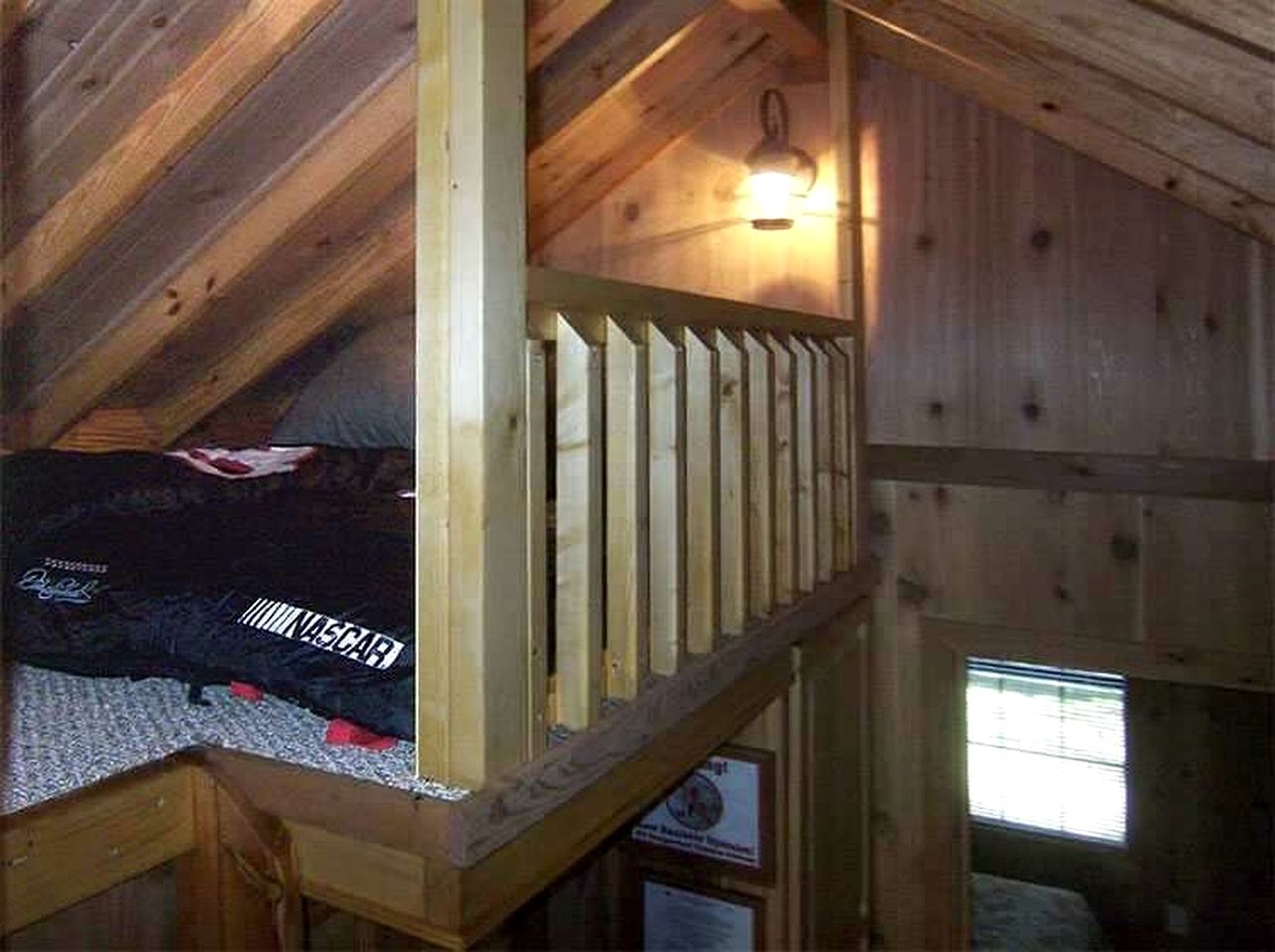 Classic Cabin with Furnished Deck in Inverness, Florida