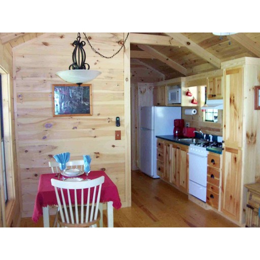 Cabins (United States of America, Hendersonville, North Carolina)