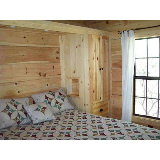 Cabins (United States of America, Hendersonville, North Carolina)