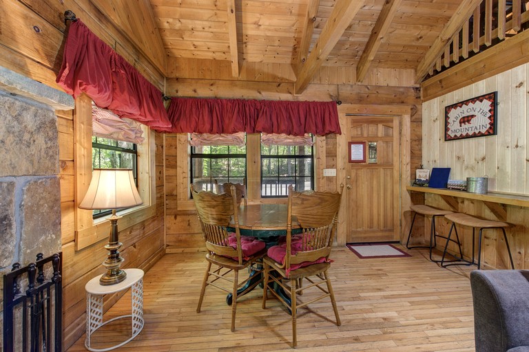Cabins (United States of America, Sevierville, Tennessee)