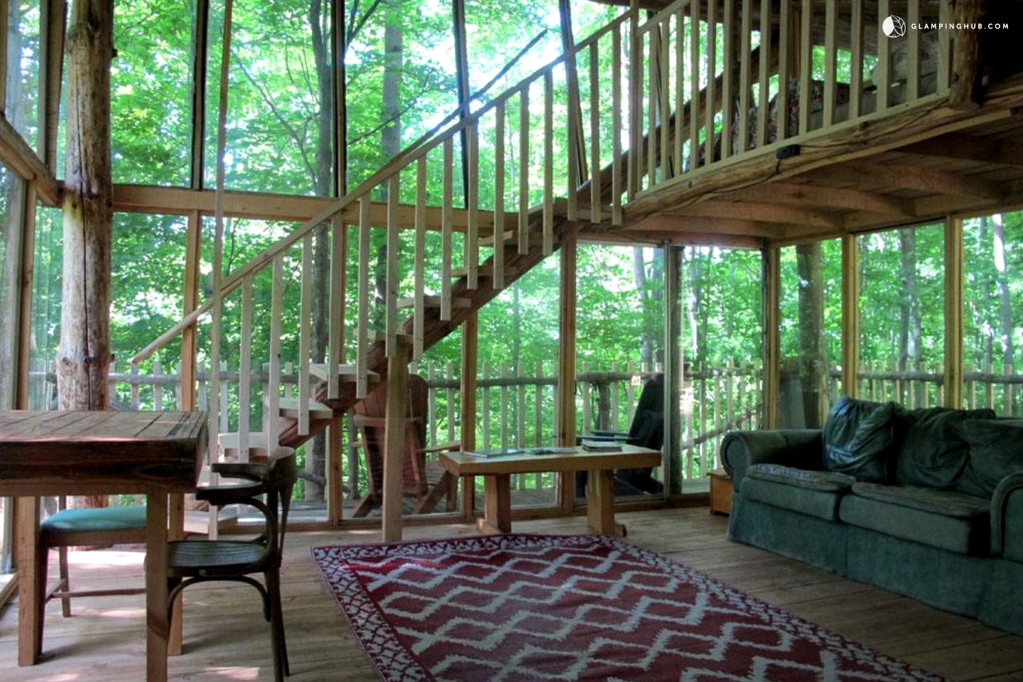 Tree HouseStyle Cabin Rental on Farm near Ottawa