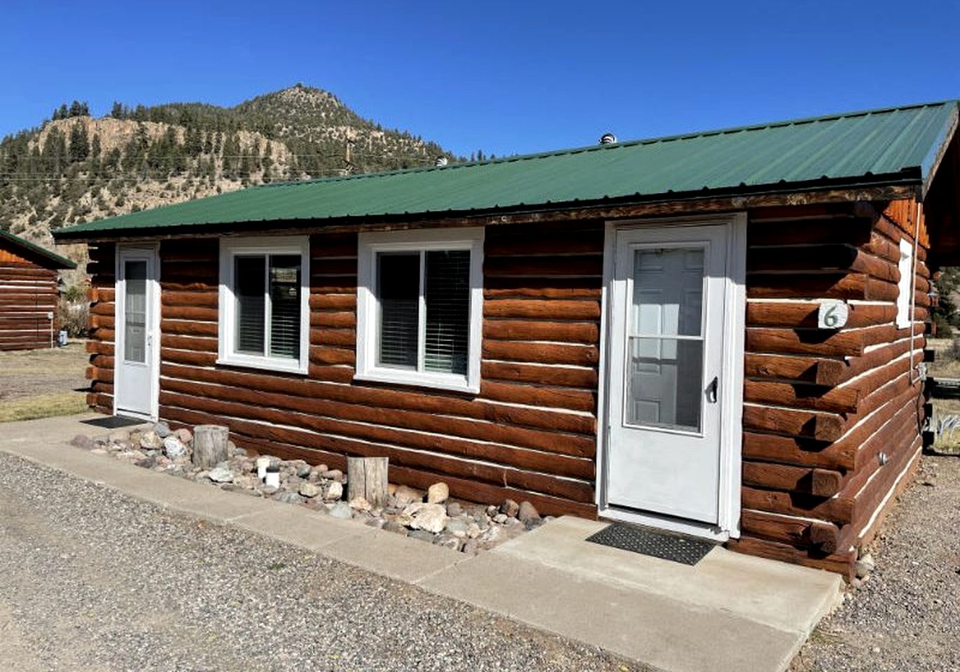 Cabins (United States of America, South Fork, Colorado)